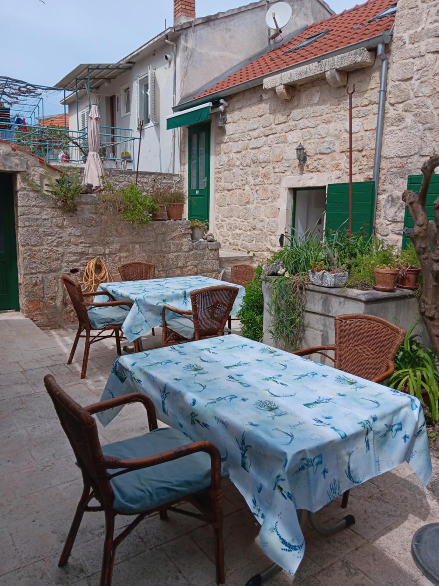 Guest House Lucijo Vrboska Zimmer foto