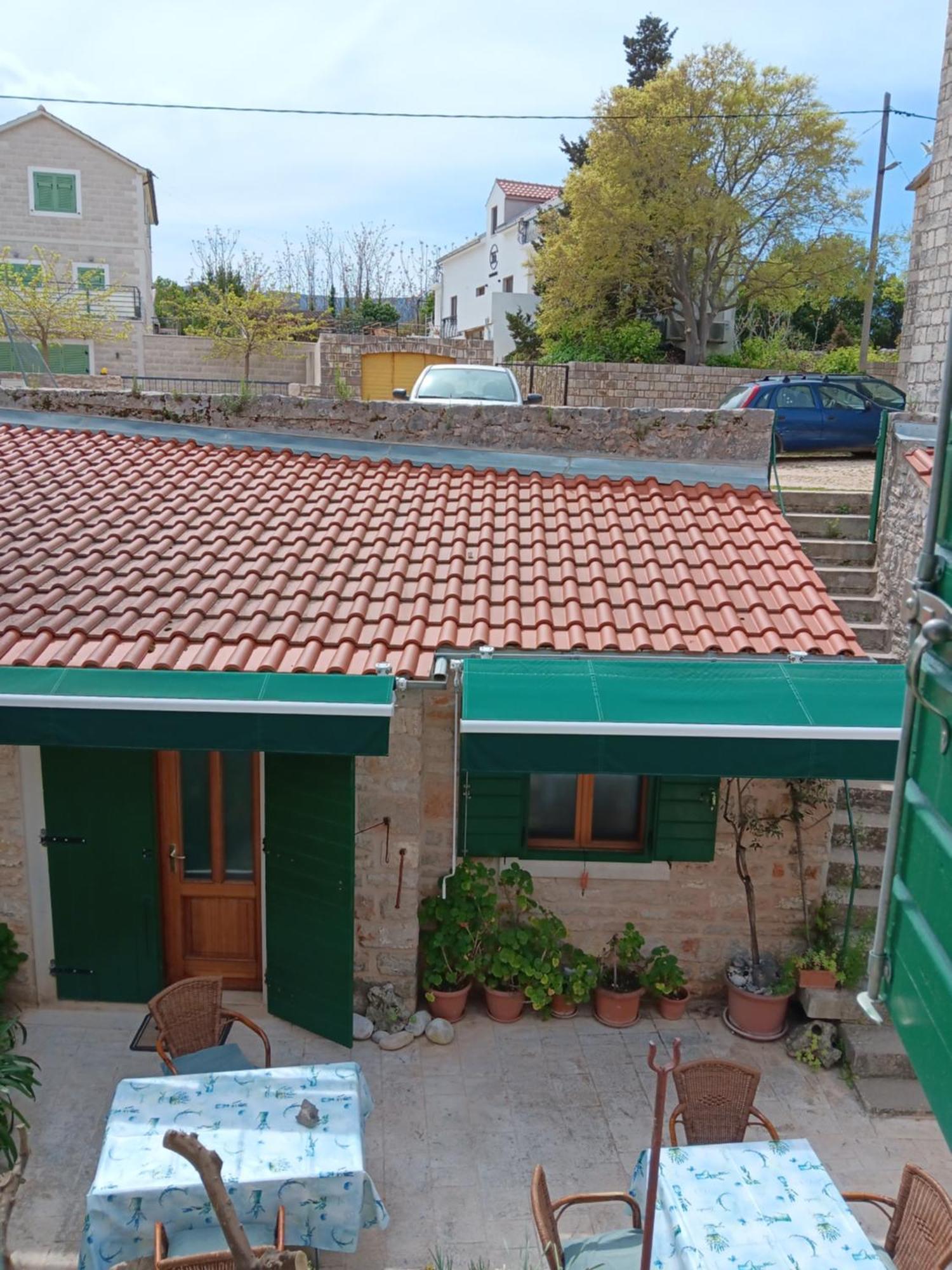 Guest House Lucijo Vrboska Zimmer foto